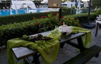 Amaryllis Hotel